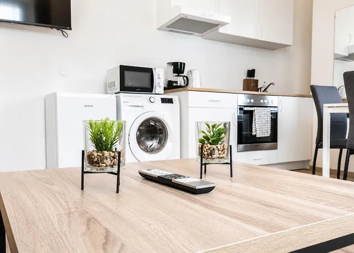 Westbahnhof Kingbed 1br With Ensuite Washer Apartment Vienna